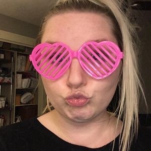 Meet your Posher, Leah